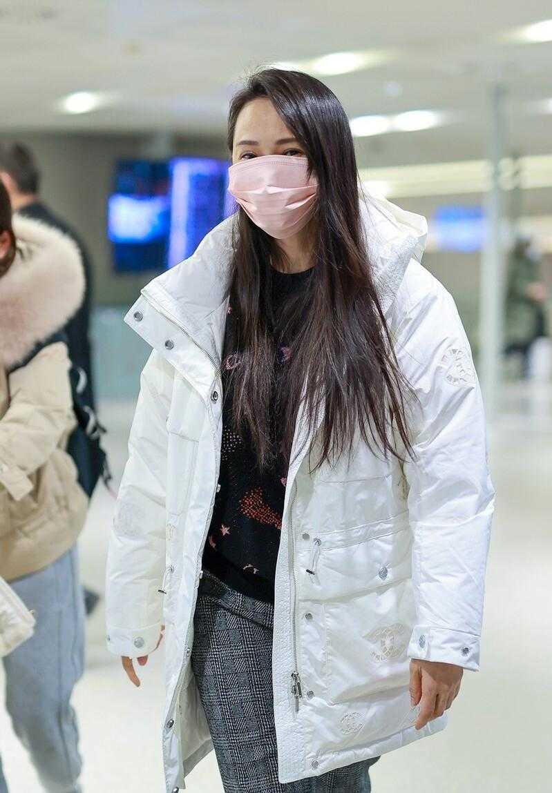 伊能静女儿最新动态，公众关注与个人立场的交织探讨